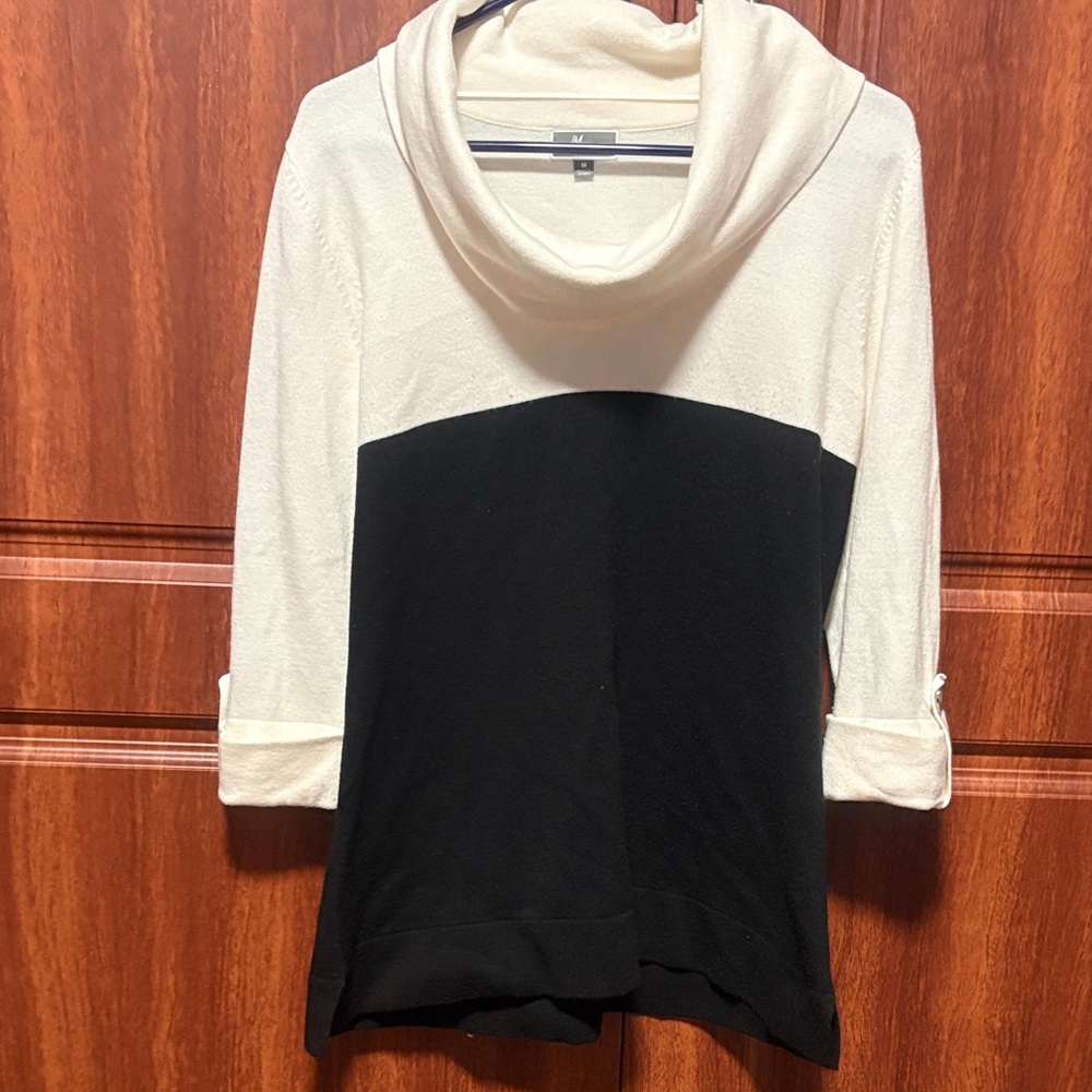JM Collection Two-Tone Cowl Neck Sweater in Cream and Black